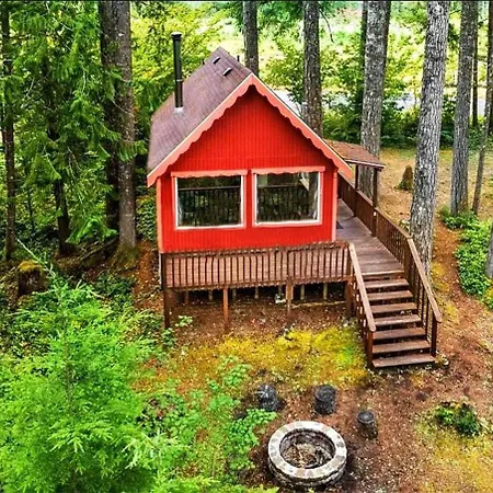 Mt Rainier Little Red Cabin